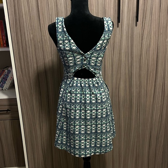 Maeve Anthropologie Double V Dress Women’s 2 Green Blue Textured Geometric - Picture 4 of 7